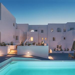 Voca Hotel & Suites